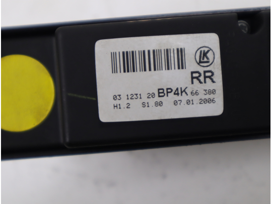 Commande leve-glace porte arrière droite occasion MAZDA 3 I Phase 2 - 1.6 MZ-CD 110ch