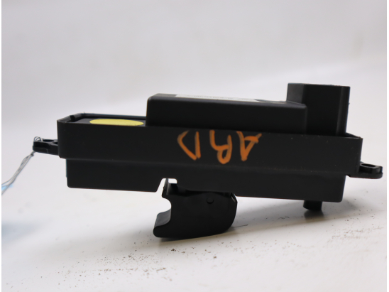 Commande leve-glace porte arrière droite occasion MAZDA 3 I Phase 2 - 1.6 MZ-CD 110ch