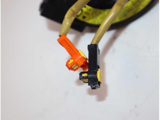 Contacteur annulaire airbag occasion TOYOTA COROLLA IX phase 2 - 2.0 D4-D 115ch