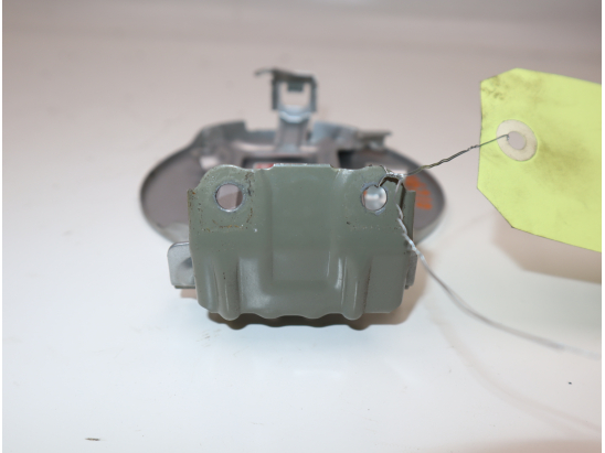 Volet de trappe carburant occasion TOYOTA VERSO Phase 1 - 126 D-4D