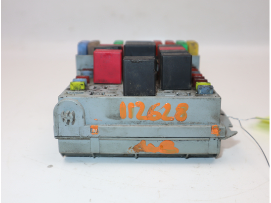 Platine fusible av occasion FIAT STILO Phase 1 - 1.9 DT MULTIJET 120ch