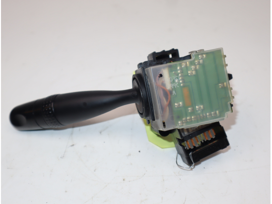 Commande essuie glace occasion TOYOTA COROLLA IX phase 2 - 2.0 D4-D 115ch