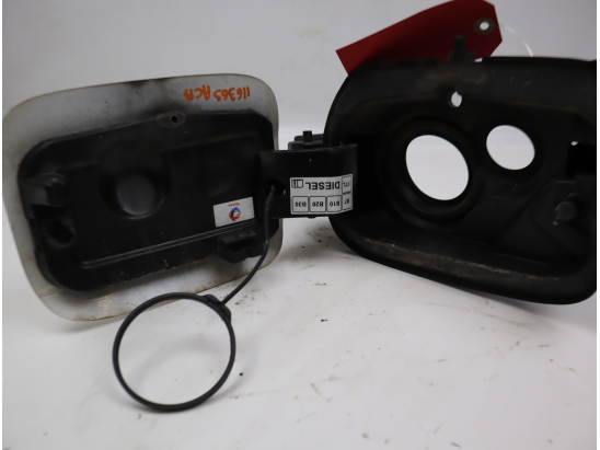 Volet de trappe carburant occasion PEUGEOT 308 II Phase 2 - 1.5 BlueHDI 100ch