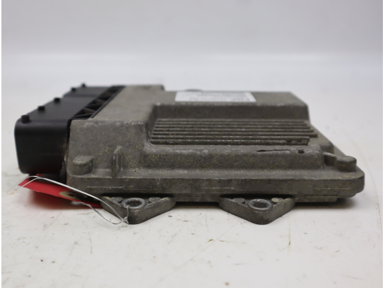 Calculateur moteur occasion OPEL CORSA III Phase 2 - 1.3 CDTI