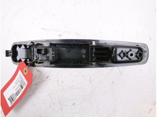 Commande lève-glace porte avant droite occasion RENAULT MEGANE III Phase 1 - 1.5 DCI 110ch