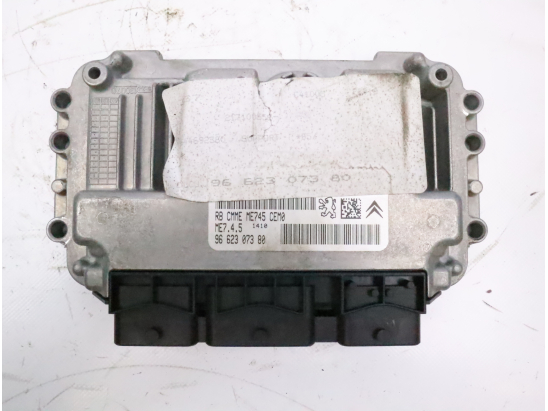 Calculateur moteur occasion CITROEN C4 I Phase 1 - 1.6i 16v