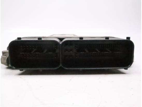 Calculateur moteur occasion SUZUKI SWIFT III Phase 1 - 1.3 DDIS 75ch