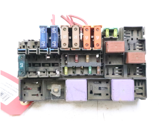 Platine fusible av occasion RENAULT LAGUNA II Phase 1 - 2.0i 135ch