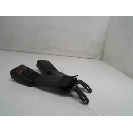 Ancrage ceinture arrière droit occasion FORD FUSION Phase 1 - 1.4i