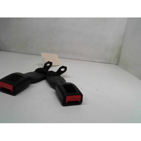 Ancrage ceinture arrière droit occasion FORD FUSION Phase 1 - 1.4i