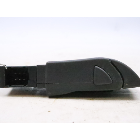 Commande autoradio occasion RENAULT TWINGO II Phase 2 - 1.2i 16v 75ch