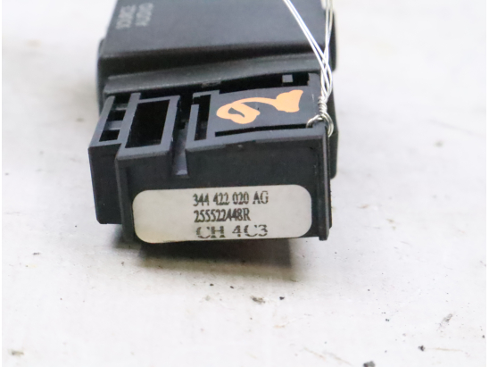 Commande autoradio occasion RENAULT TWINGO II Phase 2 - 1.2i 16v 75ch