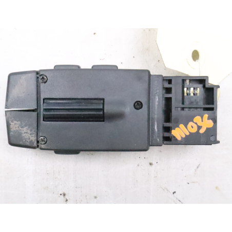 Commande autoradio occasion RENAULT TWINGO II Phase 2 - 1.2i 16v 75ch