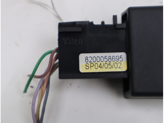 Commande autoradio occasion RENAULT CLIO II Phase 2 - 1.2 16v