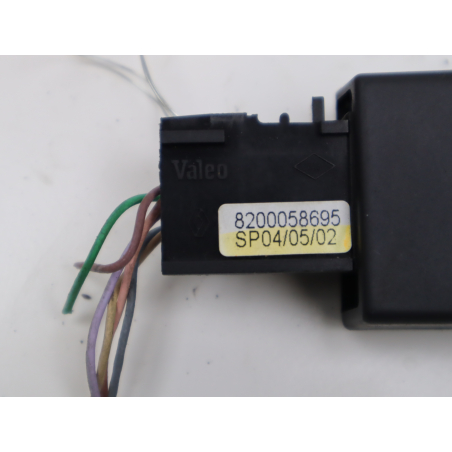 Commande autoradio occasion RENAULT CLIO II Phase 2 - 1.2 16v