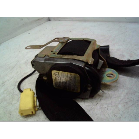 Ceinture avant gauche occasion VOLKSWAGEN POLO IV Phase 1 - 1.9 TDI 100ch