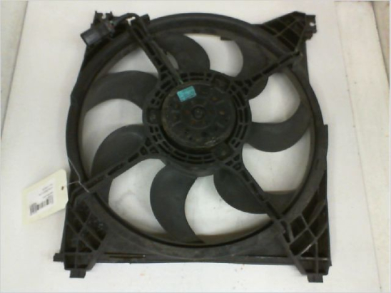 Buse ventilateur occasion HYUNDAI TRAJET Phase 1 - 2.0 CDRI