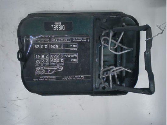 Volet de trappe carburant occasion MERCEDES CLASSE E II Phase 1 - E290TD 130ch