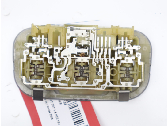 Plafonnier occasion PEUGEOT 207 Phase 1 - 1.6 HDI 16v 90ch