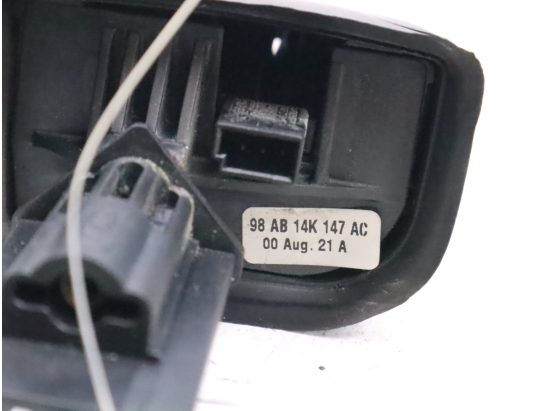 Commande autoradio occasion FORD FOCUS I Phase 1 - 1.8 TDDI 90ch