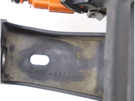 Rampe injection occasion CITROEN C2 Phase 1 - 1.6i 16v