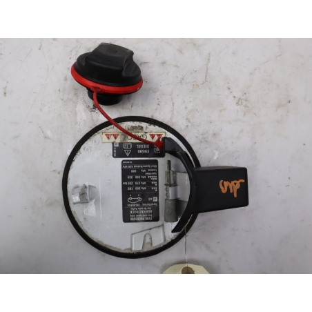 VOLET DE TRAPPE CARBURANT