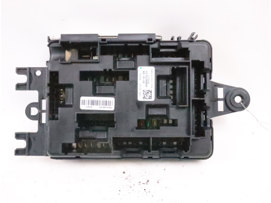 PLATINE FUSIBLE HABITACLE