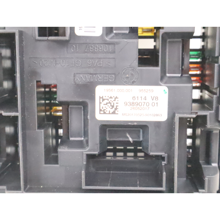 PLATINE FUSIBLE HABITACLE