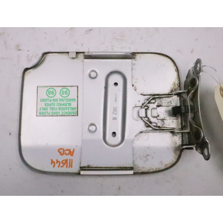 VOLET DE TRAPPE CARBURANT