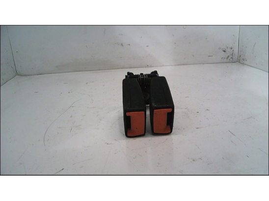 Ancrage ceinture centrale arrière occasion FORD FIESTA VI Phase 2 - 1.5 TDCI 95ch