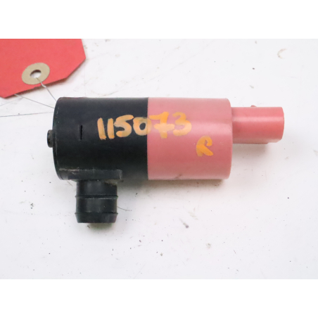 Pompe lave-glace ar occasion TOYOTA YARIS II Phase 1 - 1.4 D-4D