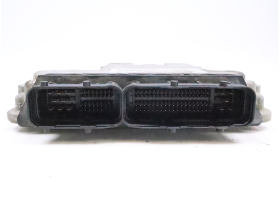 Calculateur moteur occasion TOYOTA YARIS II Phase 1 - 1.4 D-4D
