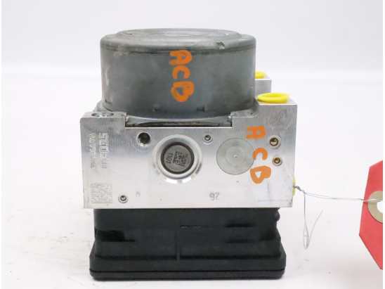 Calculateur abs occasion PEUGEOT 2008 Phase 1 - 1.6 E-HDI 92ch