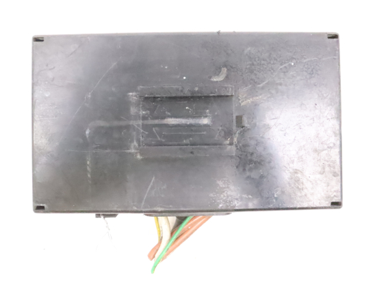 Boite a fusibles occasion PEUGEOT 406 COUPE Phase 1 - 2.2 HDI 133ch