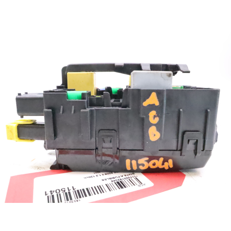 Boite a fusibles occasion PEUGEOT 5008 II Phase 2 - 1.2 130ch