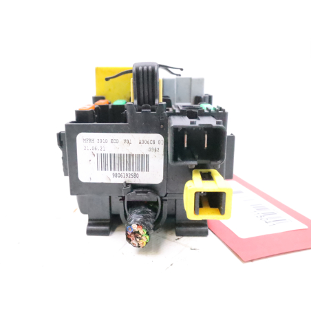 Boite a fusibles occasion PEUGEOT 5008 II Phase 2 - 1.2 130ch