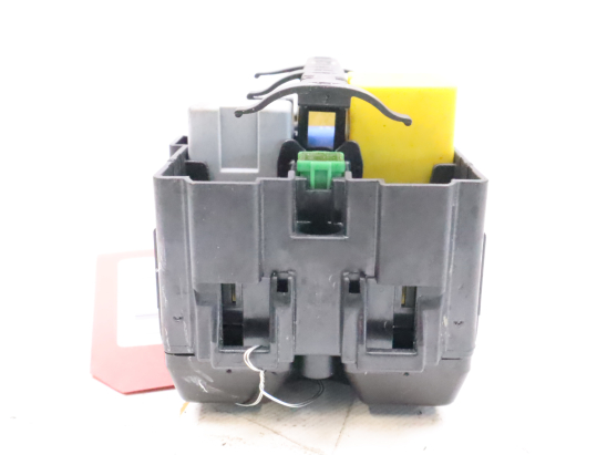 Boite a fusibles occasion PEUGEOT 5008 II Phase 2 - 1.2 130ch