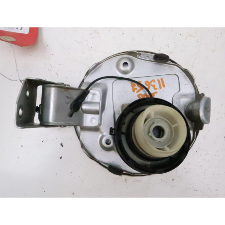 Volet de trappe carburant occasion SUZUKI SWIFT III Phase 1 - 1.3 DDIS 75ch