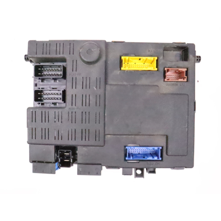 BSI (PLATINE FUSIBLE HABITACLE)