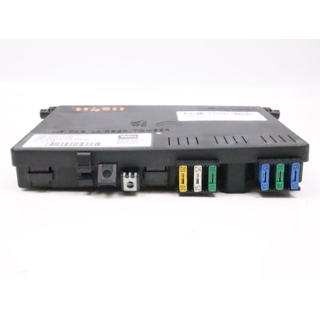 BSI (PLATINE FUSIBLE HABITACLE)