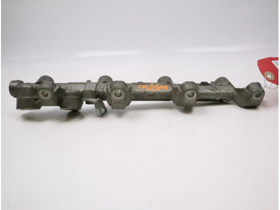 Rampe injection occasion MITSUBISHI CARISMA phase 2 - 1.8 GDI 125ch