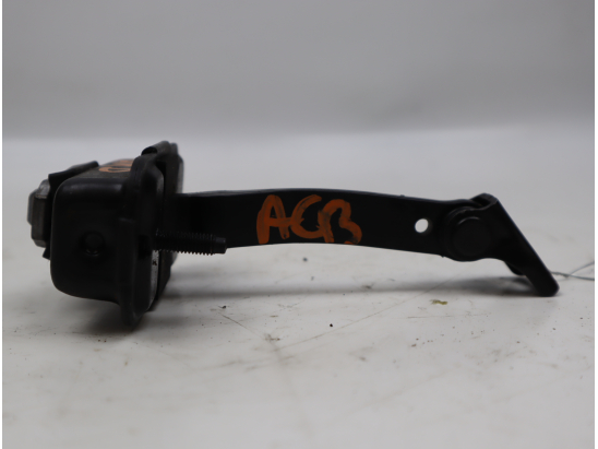 Tirant porte ARD occasion PEUGEOT 2008 Phase 1 - 1.2i PURETECH 110ch