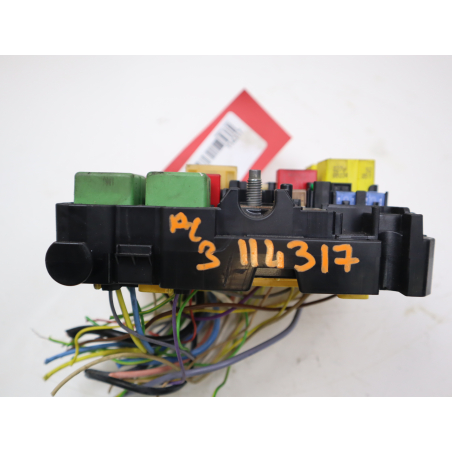 Boite a fusibles occasion PEUGEOT 2008 Phase 1 - 1.2i PURETECH 110ch