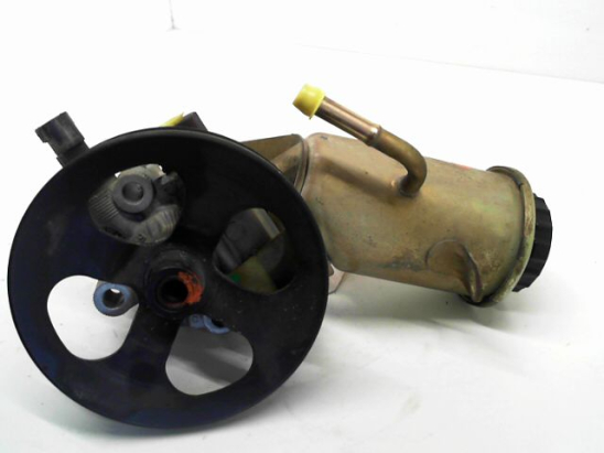 Pompe direction assistee occasion TOYOTA YARIS VERSO Phase 2 - 75 D-4D