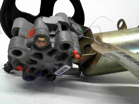 Pompe direction assistee occasion TOYOTA YARIS VERSO Phase 2 - 75 D-4D