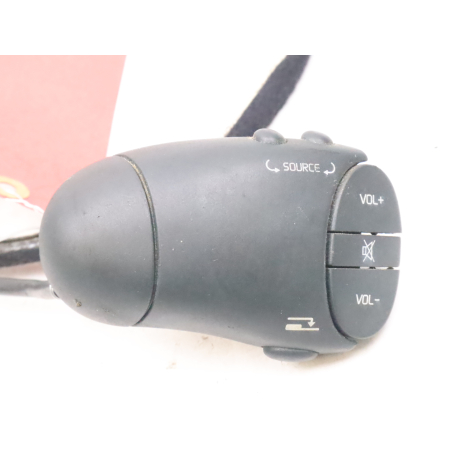 Commande autoradio occasion RENAULT KANGOO I Phase 1 - 1.2i 8v 60ch