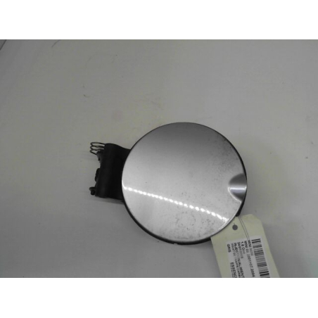 VOLET DE TRAPPE CARBURANT