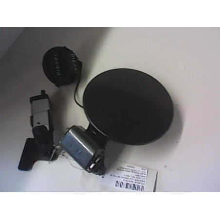 VOLET DE TRAPPE CARBURANT