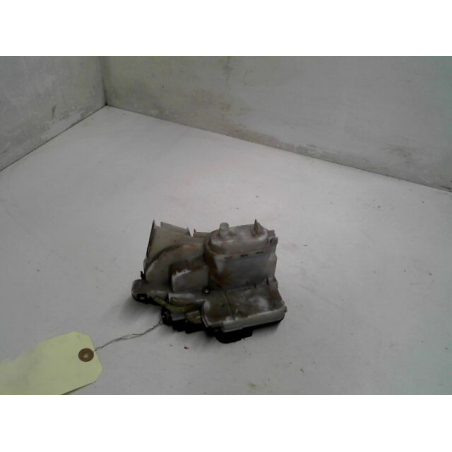 Serrure porte ard occasion VOLKSWAGEN POLO III Phase 2 - 1.9 D 65ch