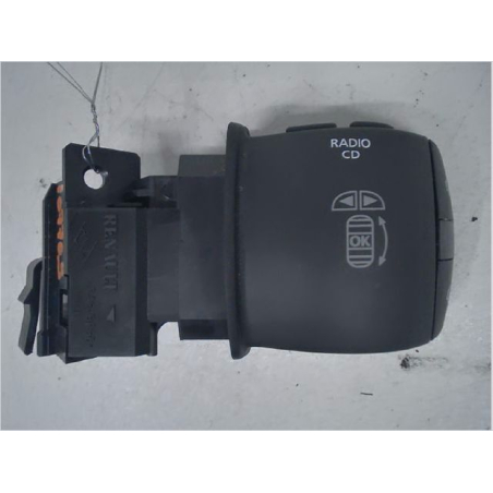 Commande autoradio occasion RENAULT MEGANE III Phase 1 - 1.5 DCI 110ch